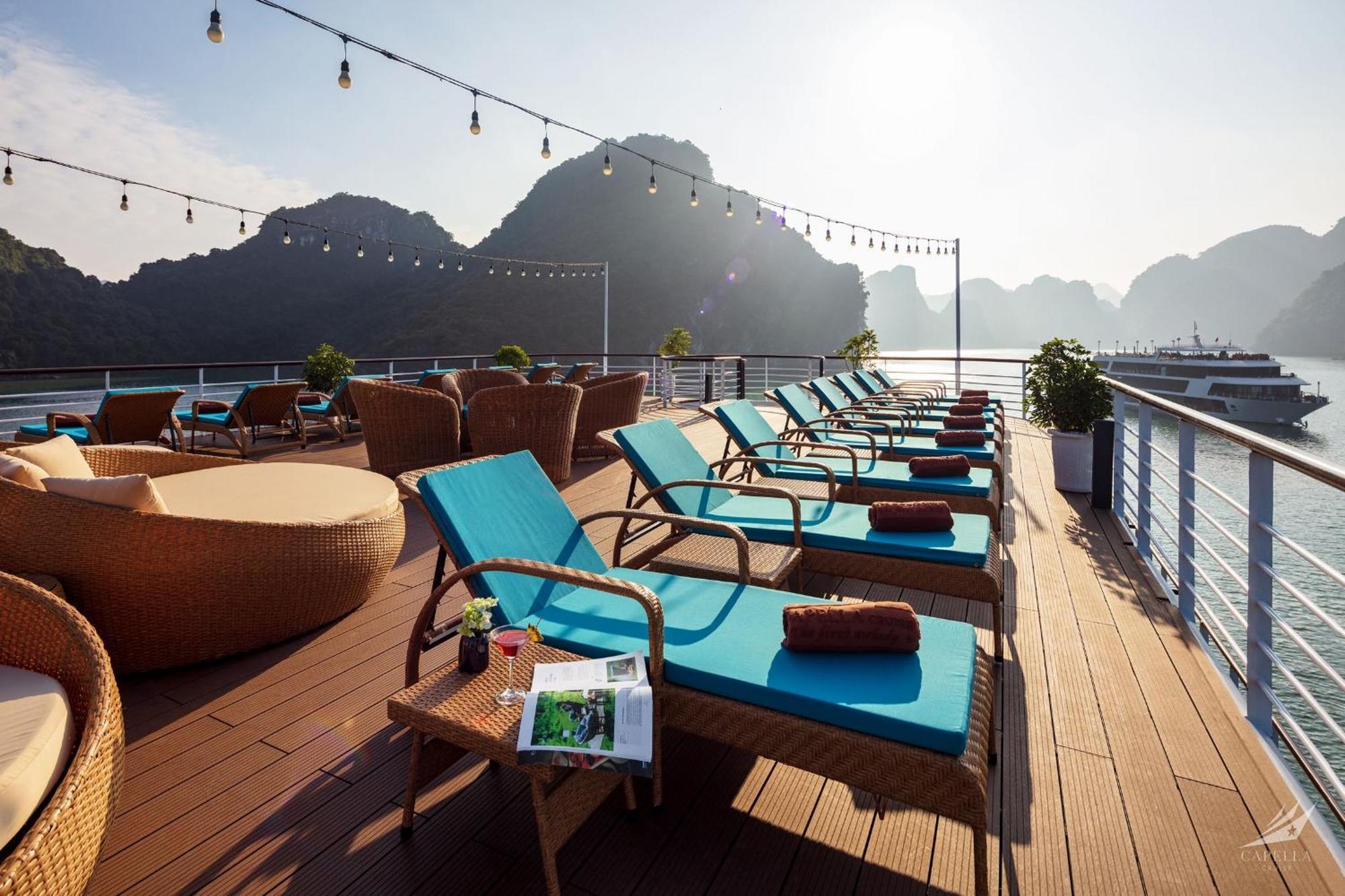 Halong Capella Cruise Hotel Ha Long Eksteriør billede